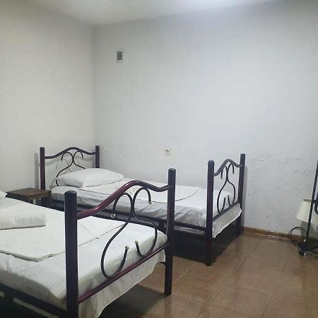 Guest House Zemeli Tbilisi ภายนอก รูปภาพ