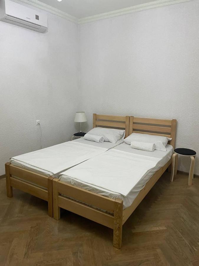 Guest House Zemeli Tbilisi ภายนอก รูปภาพ