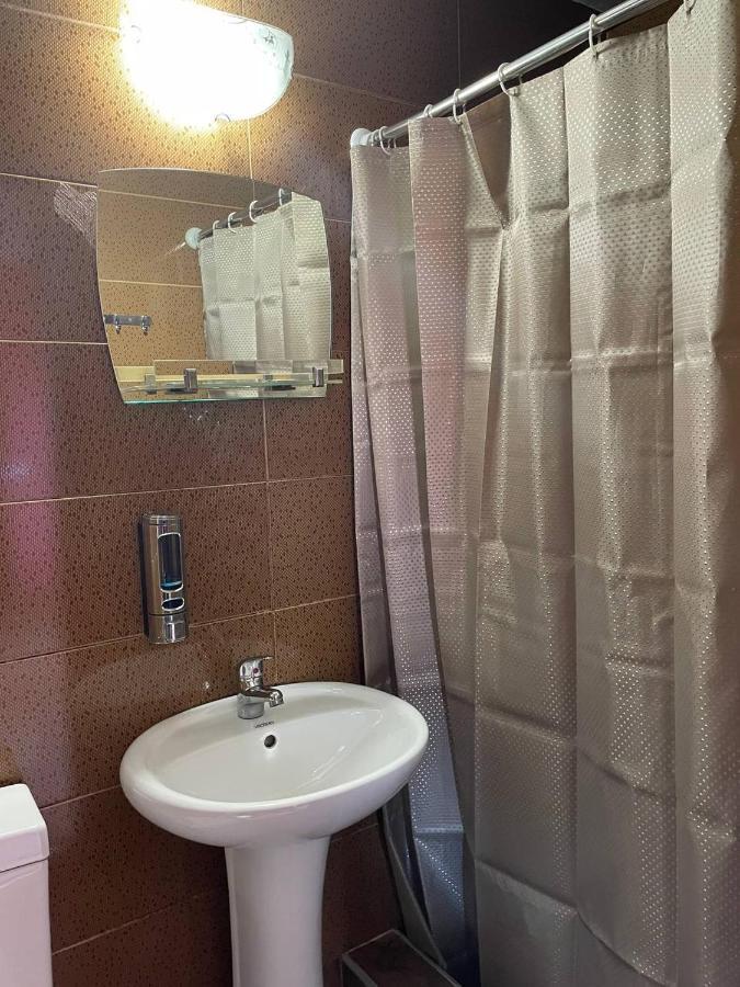 Guest House Zemeli Tbilisi ภายนอก รูปภาพ