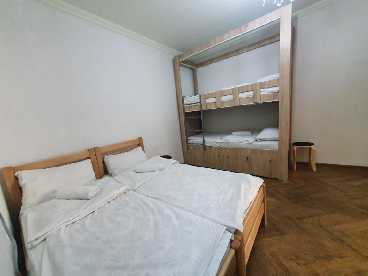 Guest House Zemeli Tbilisi ภายนอก รูปภาพ