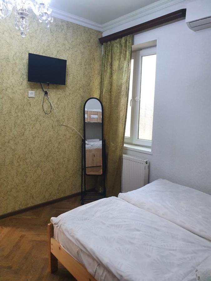 Guest House Zemeli Tbilisi ภายนอก รูปภาพ