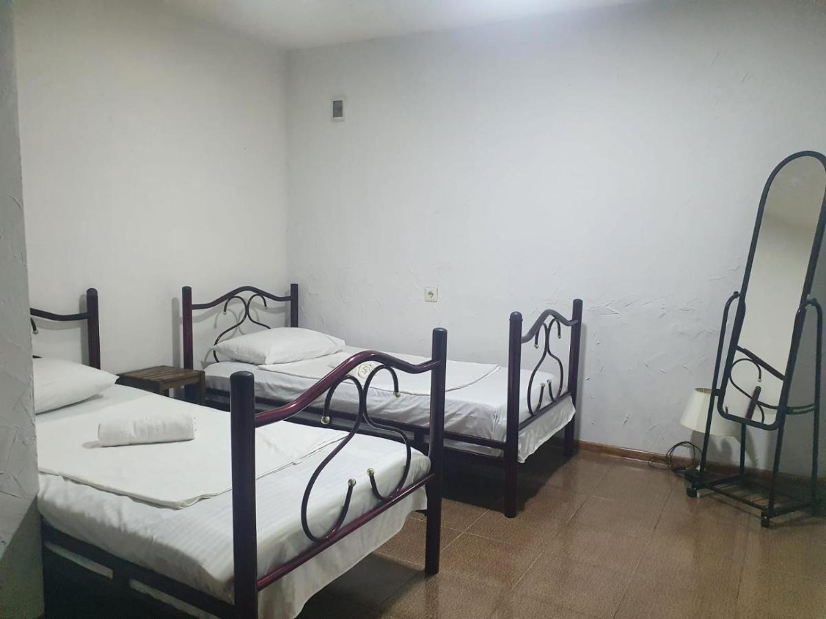 Guest House Zemeli Tbilisi ภายนอก รูปภาพ