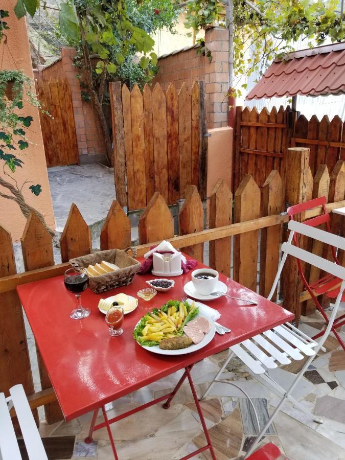 Guest House Zemeli Tbilisi ภายนอก รูปภาพ